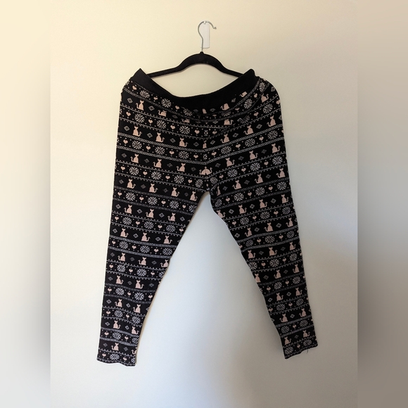 Torrid Size 2 Cat Sweater Leggings - Picture 3 of 3